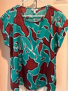 Nine West Teal and Maroon Abstract Floral Short Sleeve Top